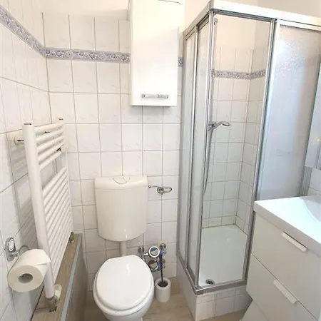 شقة Ferienwohnung-q-3-4-0q0304